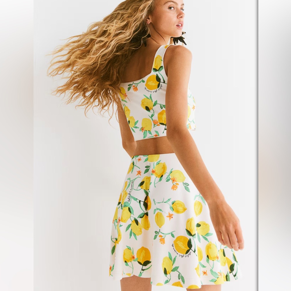 H&M Cream and Yellow Skater Mini Skirt and Crop Top - Picture 5 of 10